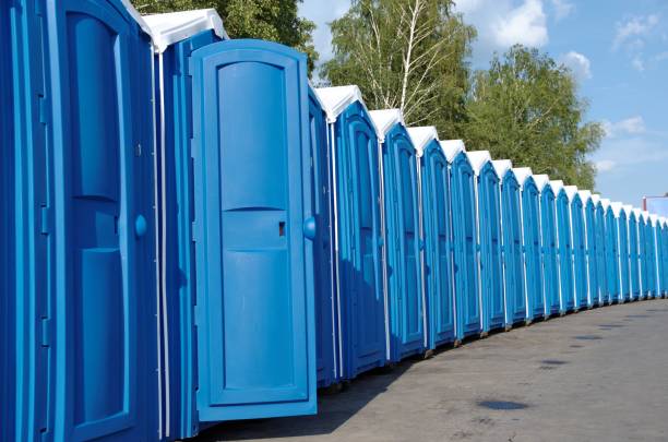 Best Portable restroom trailer rental  in Many, LA
